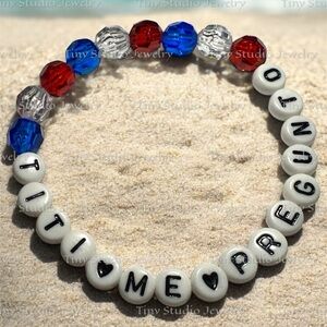 Bad Bunny “Titi Me Preguntó” beaded bracelet